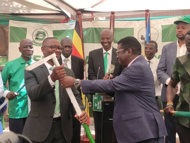 Mao, Siranda’s Secret Plan to Hike Nomination Fee Exposed