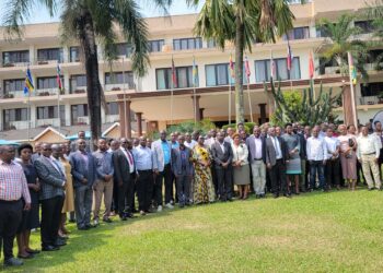 District Contracts Committees Urged to Provide Timely Feedback to Bidders