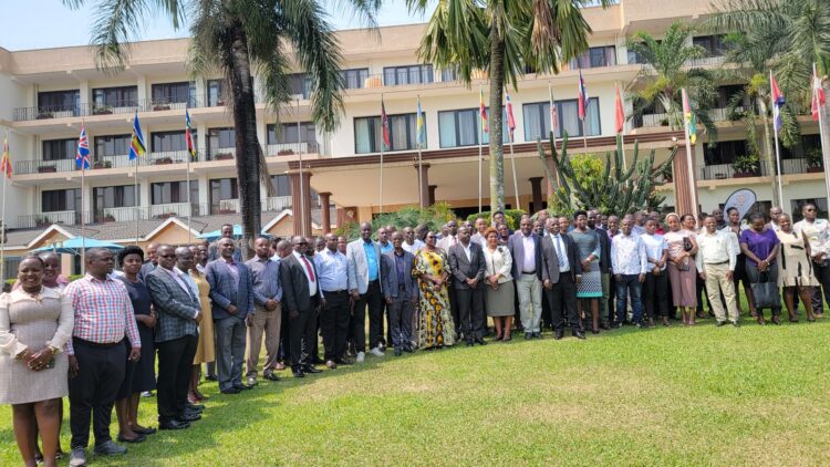 District Contracts Committees Urged to Provide Timely Feedback to Bidders