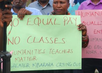 Government Gives Teachers One Week to End Strike or Face Dismissal