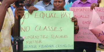Government Gives Teachers One Week to End Strike or Face Dismissal