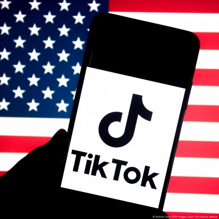 China Approves TikTok Transfer Deal as U.S. Move Nears Completion