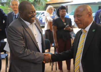 Govt assures diplomats of readiness for January 15 polls