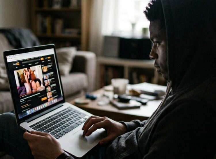 Govt raises alarm over rising porn, moral decay among youth